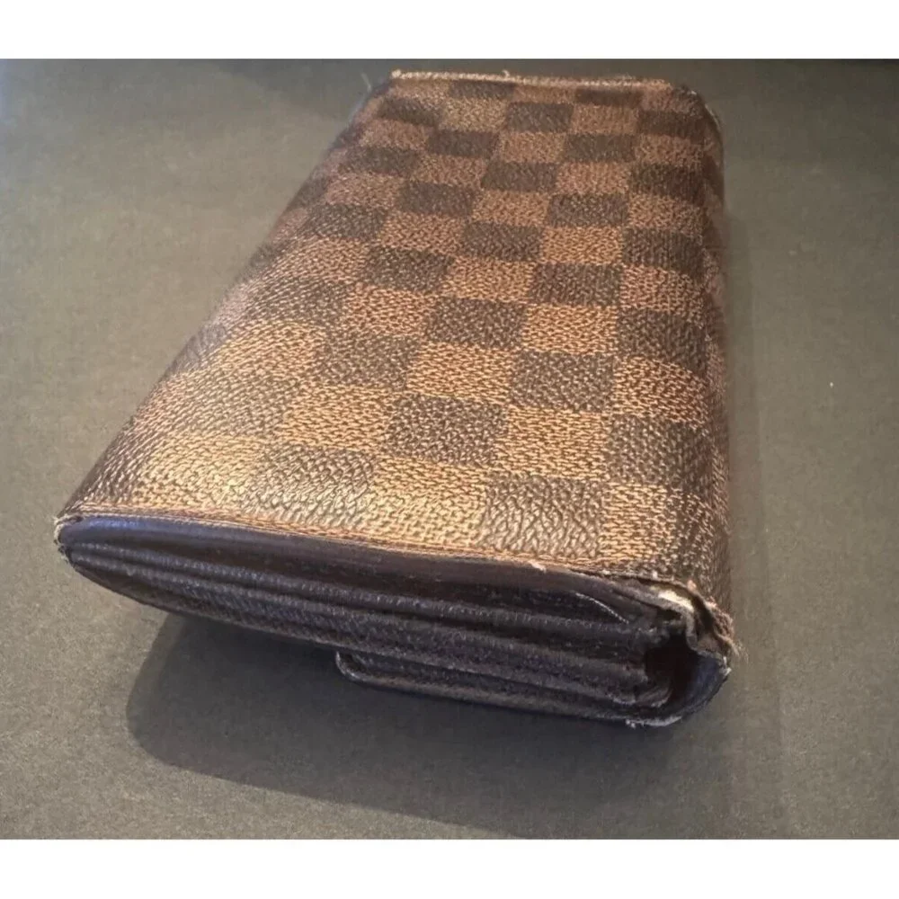 Louis Vuitton Damier Ebene Sarah Long Wallet 100% authentic